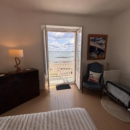 Grande Face Au Pouliguen 8 Personnes Vila