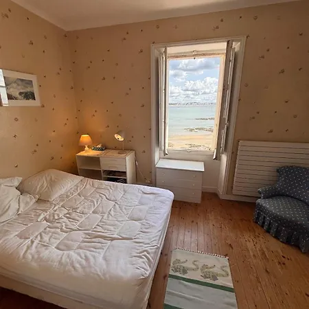 Grande Face Au Pouliguen 8 Personnes Vila